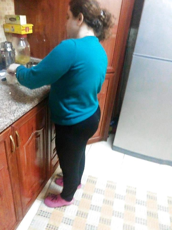 25P Turkish moms at home