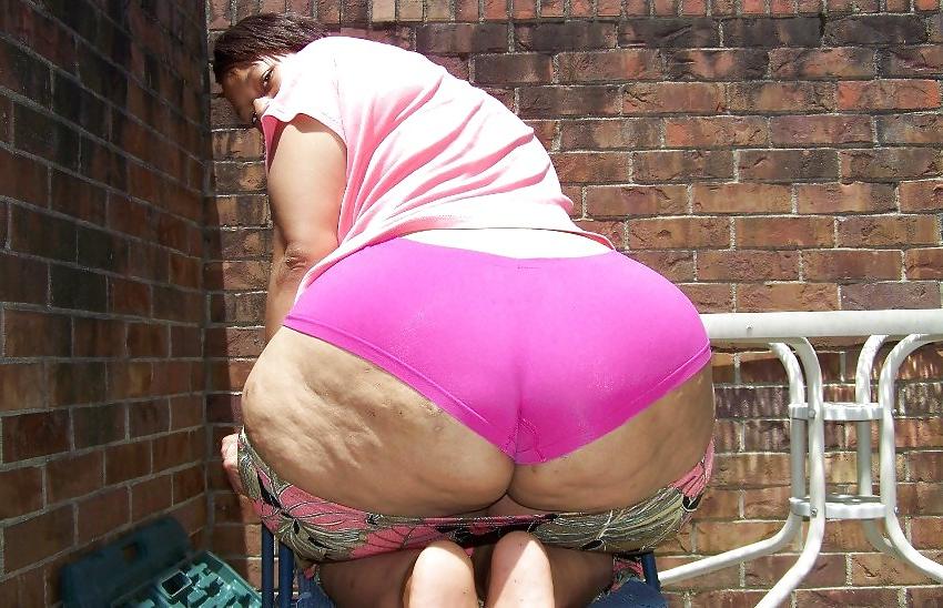 17P Monster Sized Azz