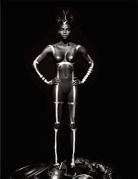 23P Pirelli Calendar 2011