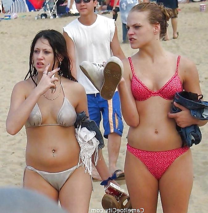 25P Candid Teen Bikini Cameltoe II