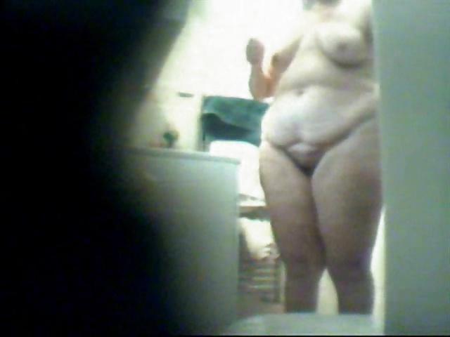 7P Hidden cam wife