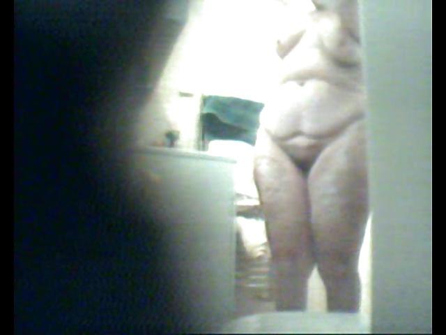 7P Hidden cam wife