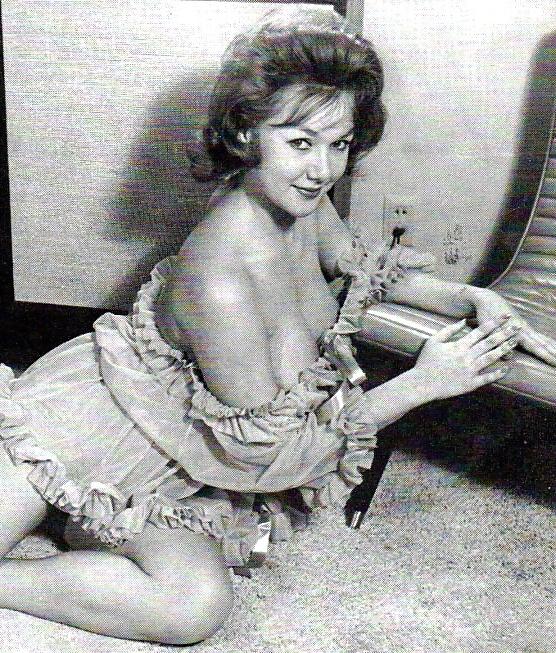 24P Vintage Colletion # 21 Suzanne Baxter the Fling Girl