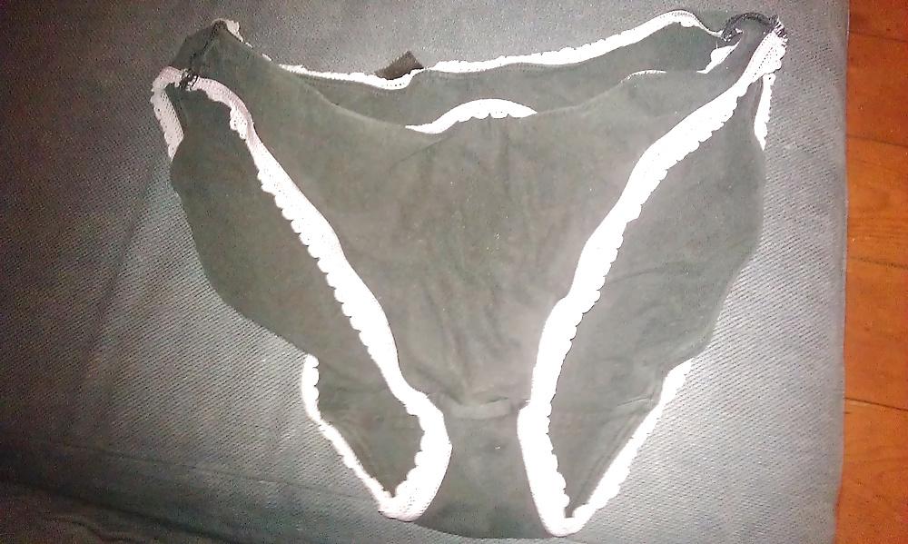25P A friend's wife (and her lingerie)