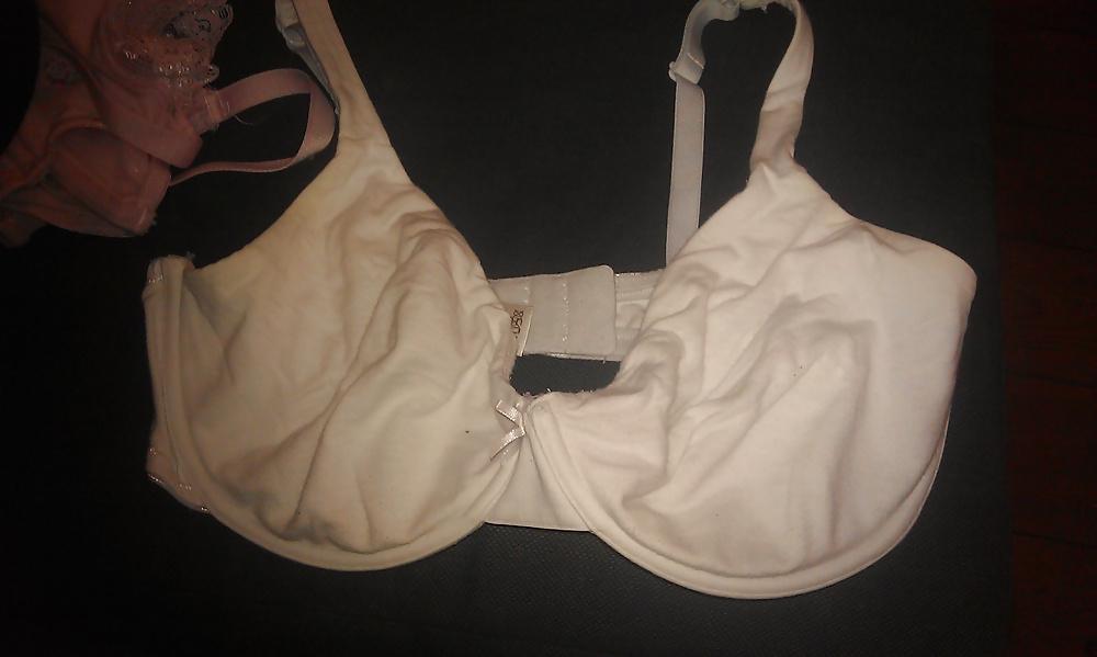 25P A friend's wife (and her lingerie)