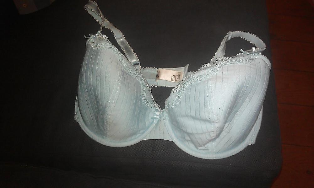25P A friend's wife (and her lingerie)