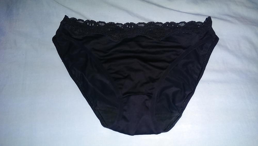 25P A friend's wife (and her lingerie)