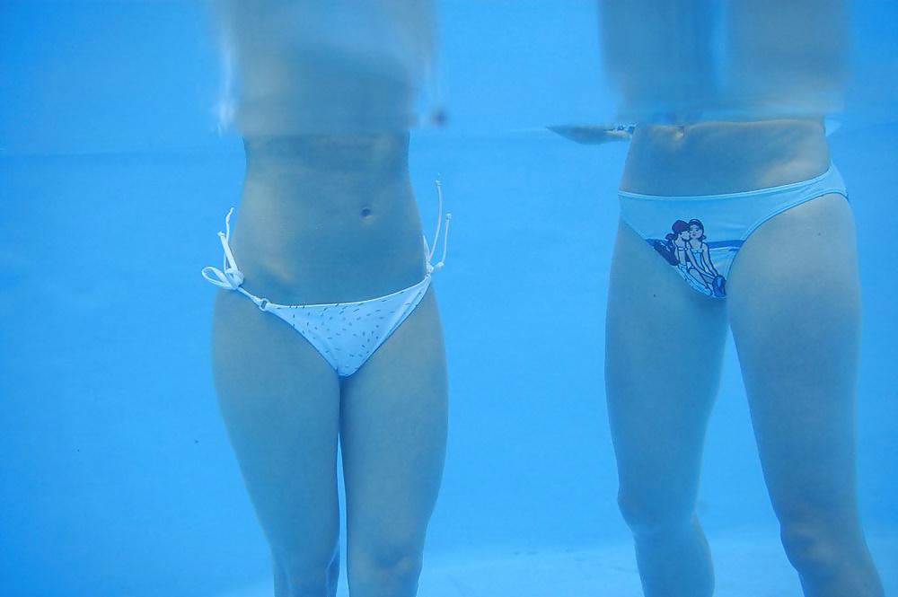 23P Swimming pool Party