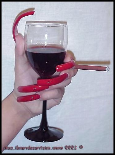 25P Long Fingernails