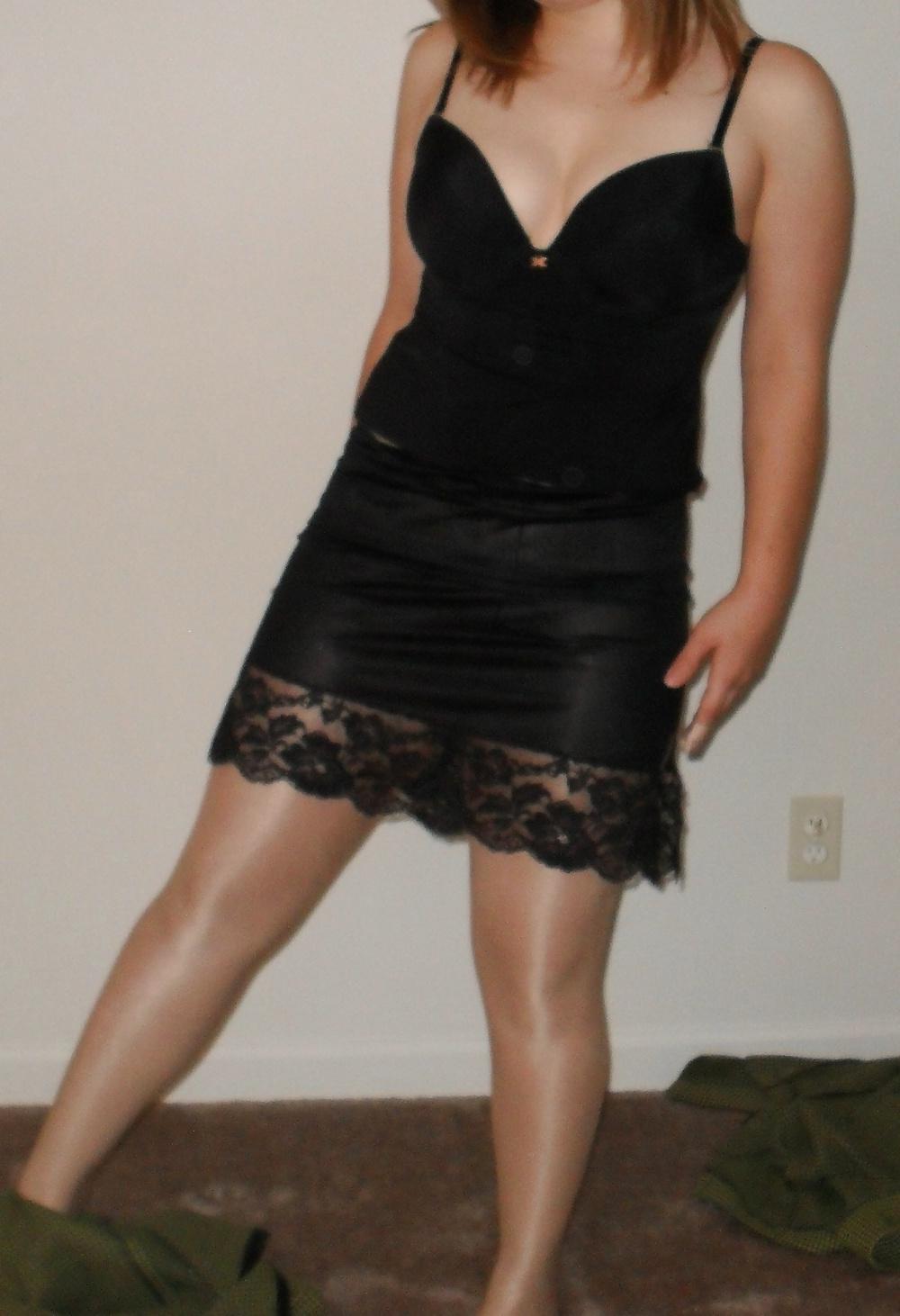 17P Shiny Pantyhose Wife 1