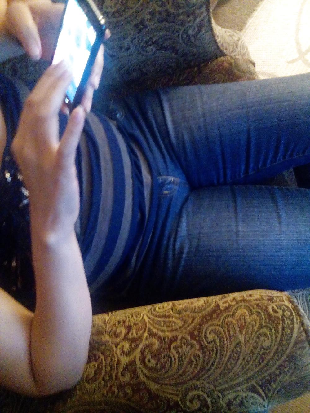 20P Down blouse & Tight Jeans 