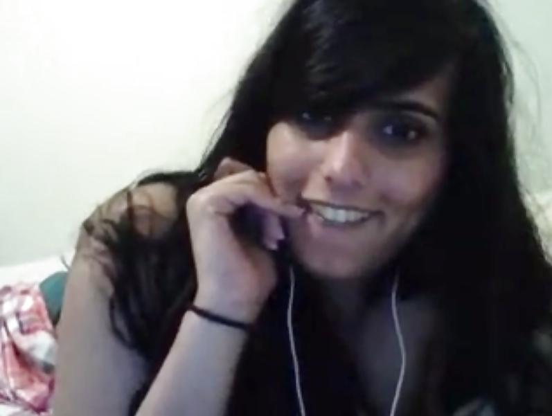 15P Slutty Desi Canadian Whore 