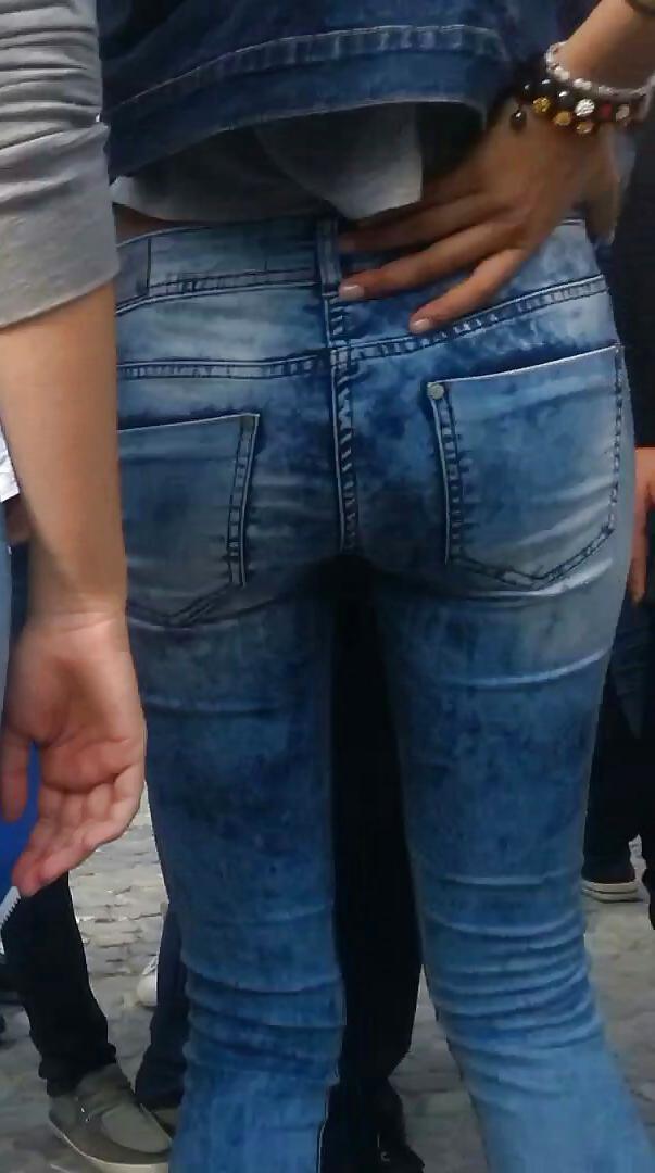 23P Spy sexy teens ass romanian