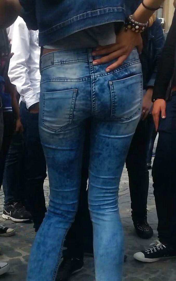 23P Spy sexy teens ass romanian