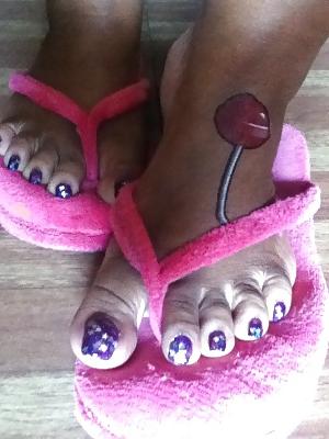 24P Calling All Foot Fetish lovers...