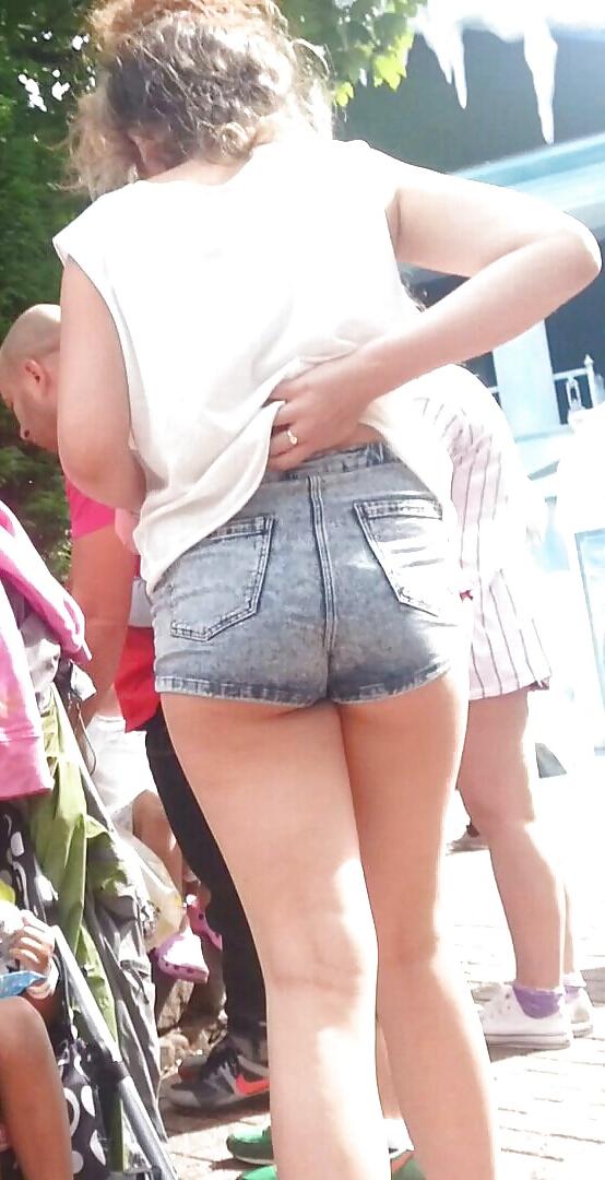 9P Lovely teen ass