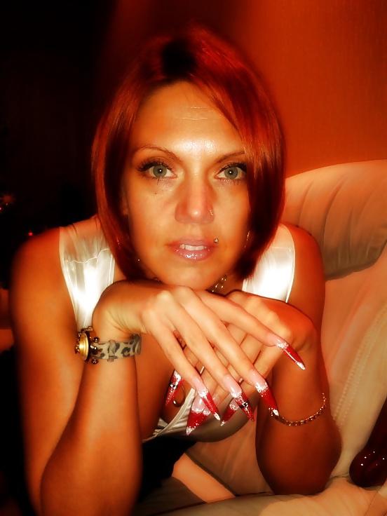11P Cumslut with long nails