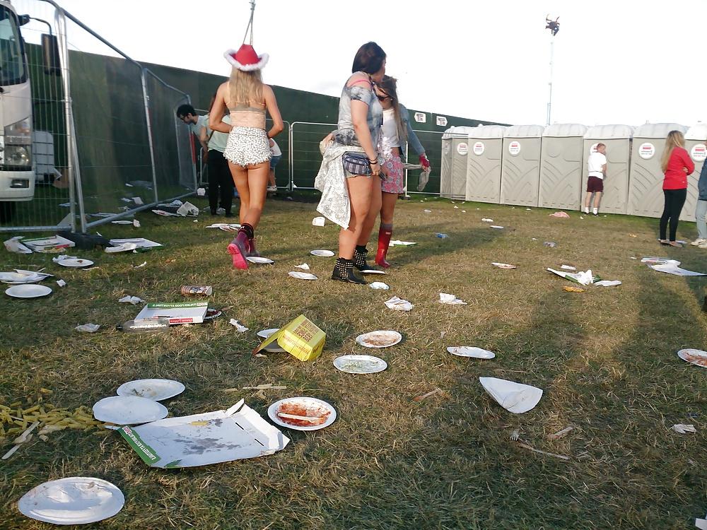 25P T in The Park Festival sluts