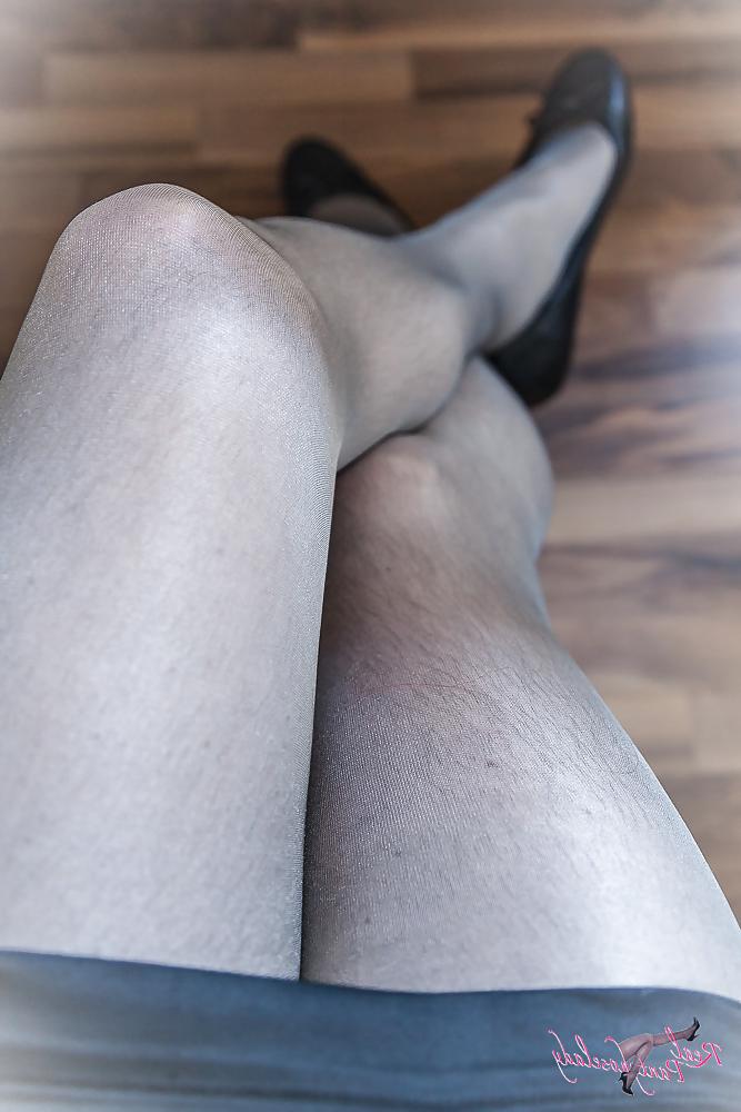 16P Offic Outfit and my Cock in a Cage