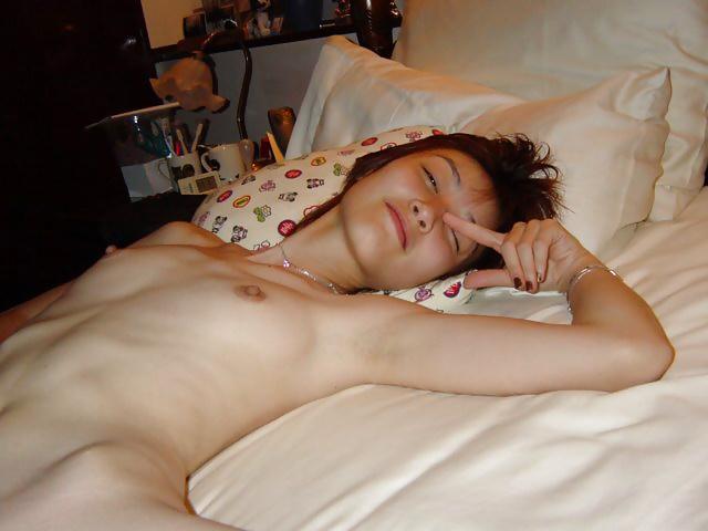 20P Japanese Girl Friend 69