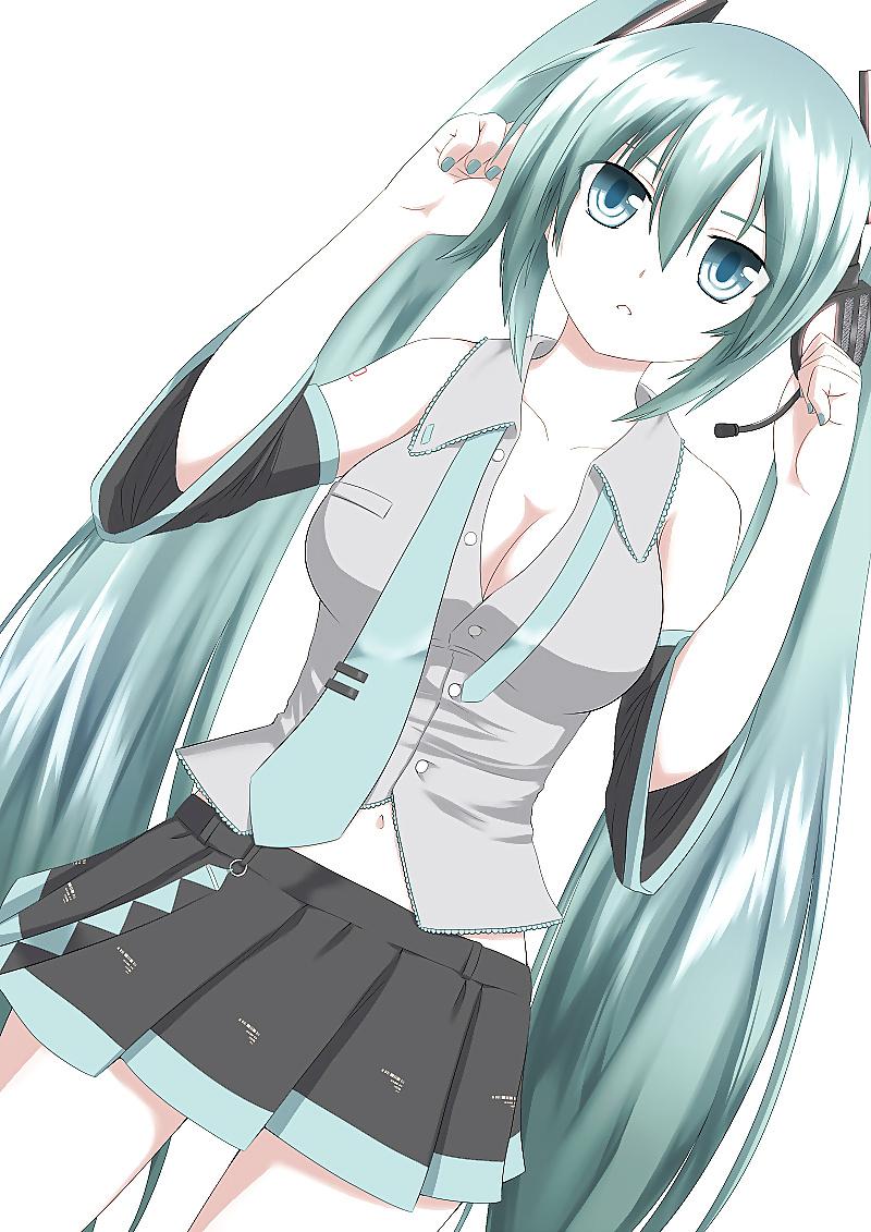 16P Hentai 9 (Miku)