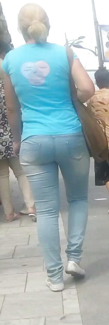 21P Spy mature ass romanian