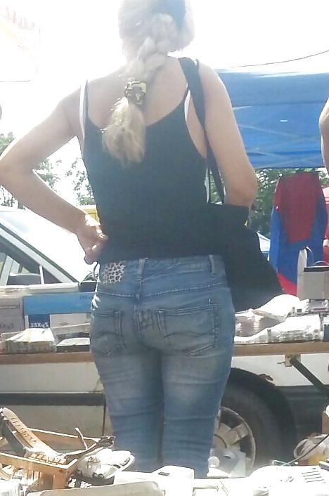 21P Spy mature ass romanian