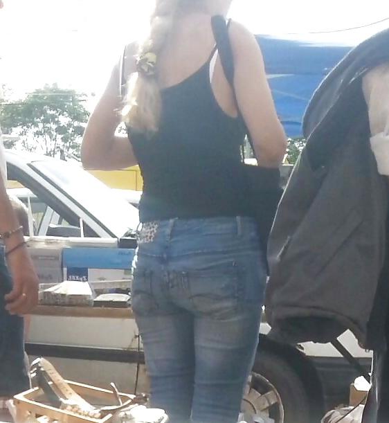 21P Spy mature ass romanian
