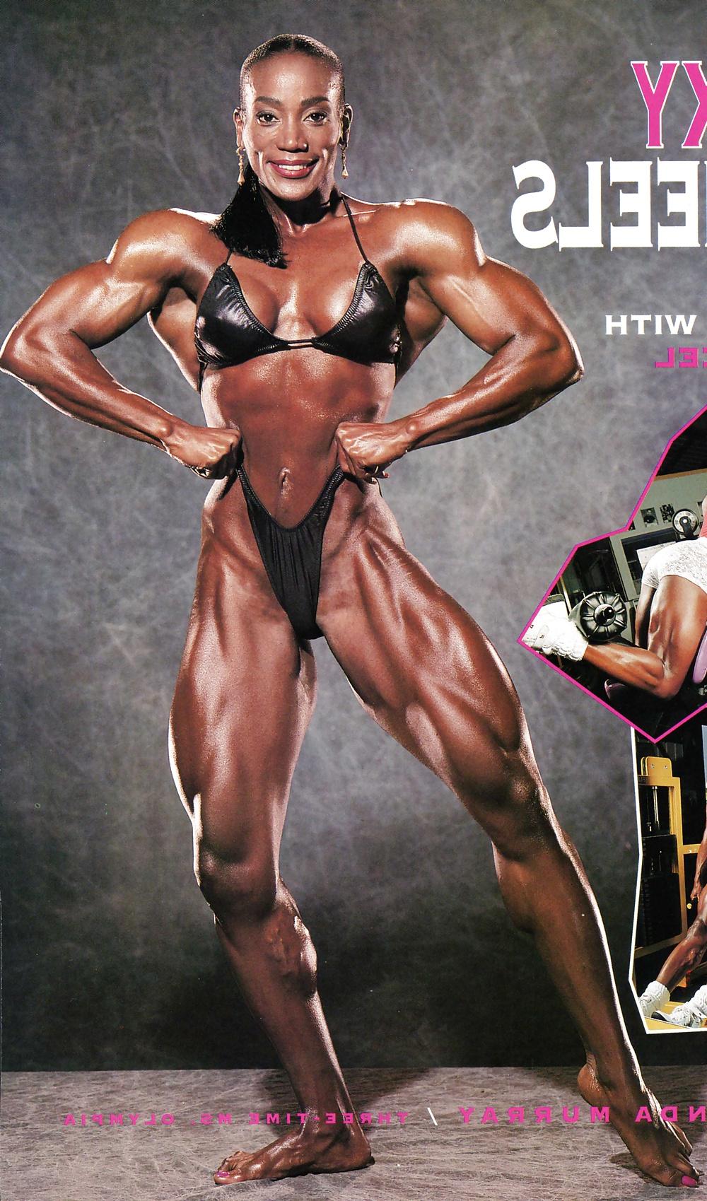 25P Lenda murray  - female bodybuilder