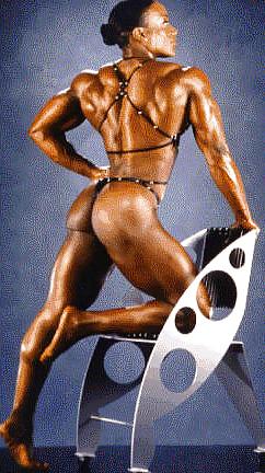 25P Lenda murray  - female bodybuilder