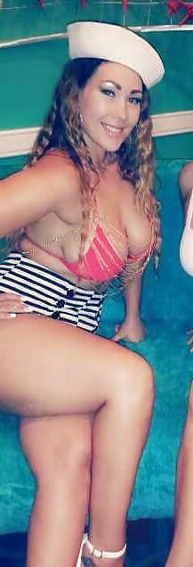 23P 20 something mom pawg