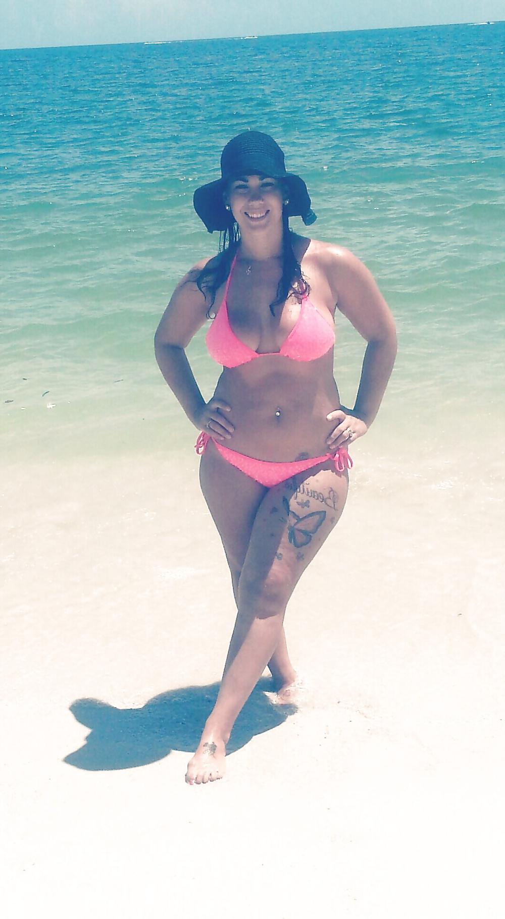 23P 20 something mom pawg