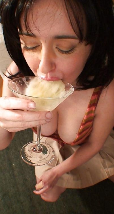 25P Thirsty Sluts Drinking Cum From The Glass 2