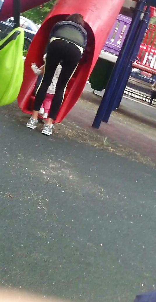 7P Spy sexy ass, legs in parck romanian