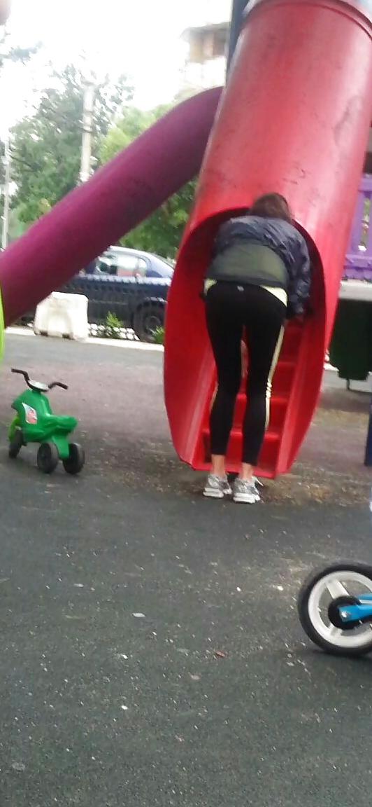7P Spy sexy ass, legs in parck romanian