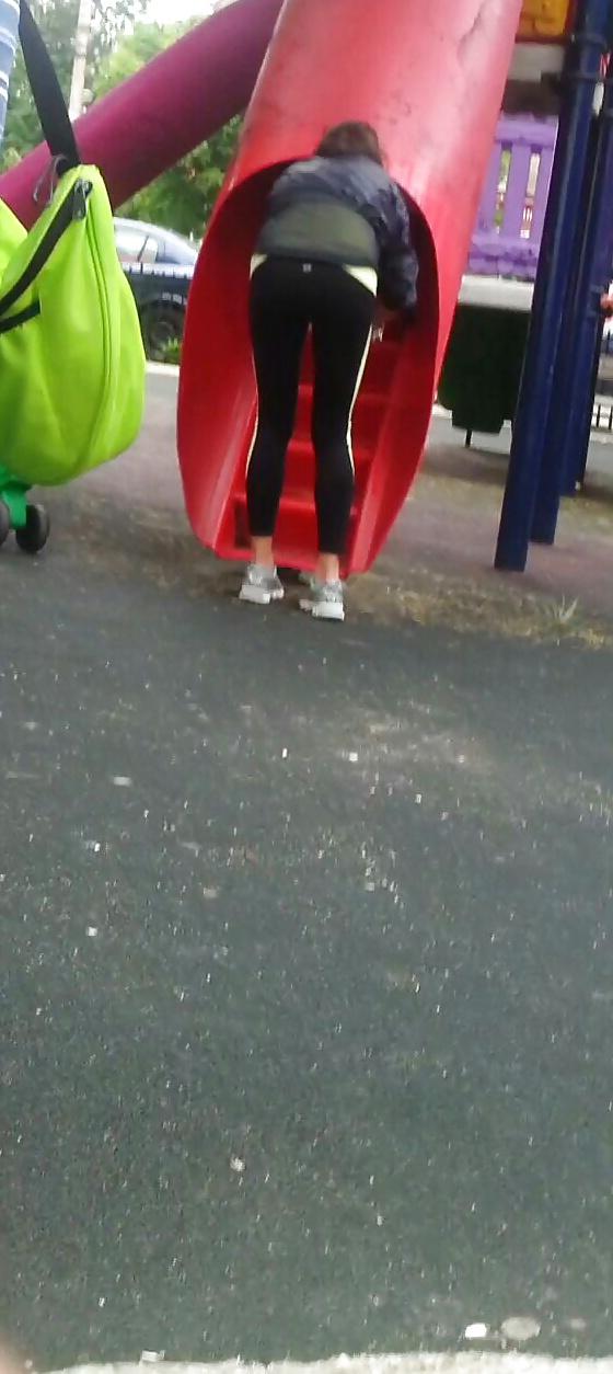 7P Spy sexy ass, legs in parck romanian