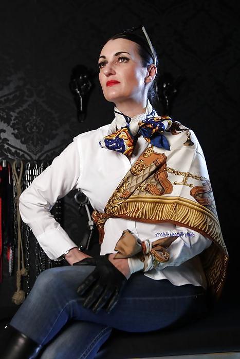 20P Silk Scarfs - Lady Victoria Valente