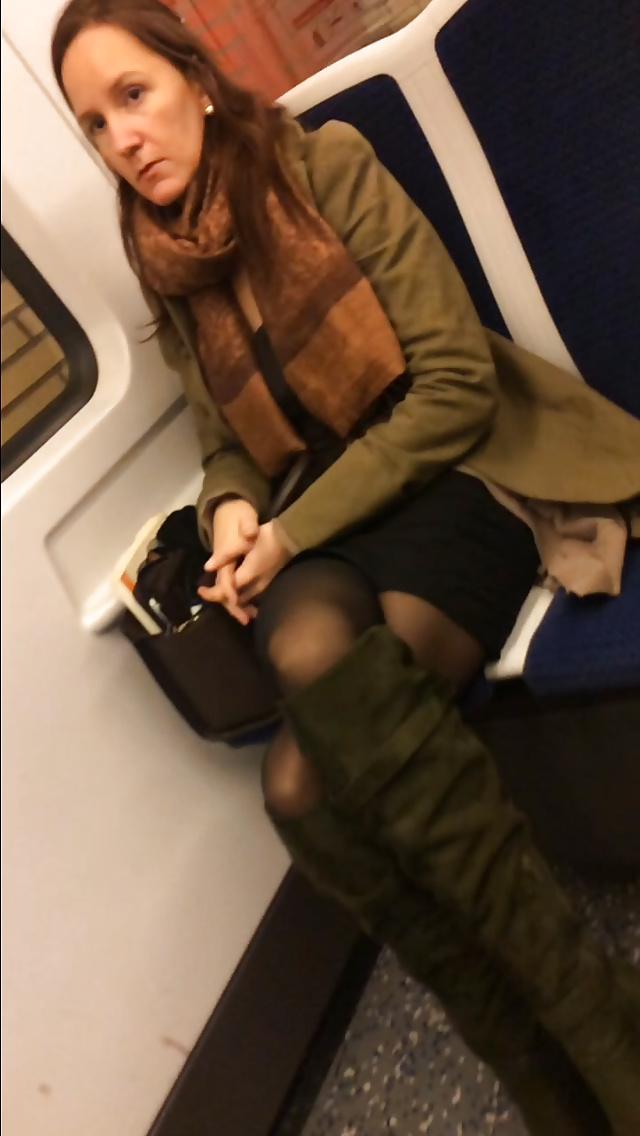 9P Upskirt schlampen 