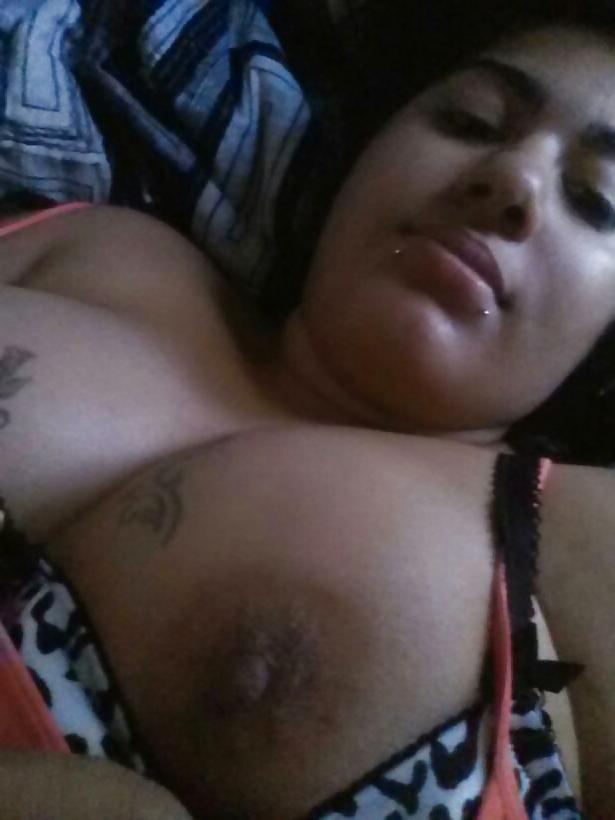 25P Big boobs and ass from the Untied States