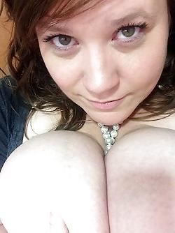 25P Big boobs and ass from the Untied States