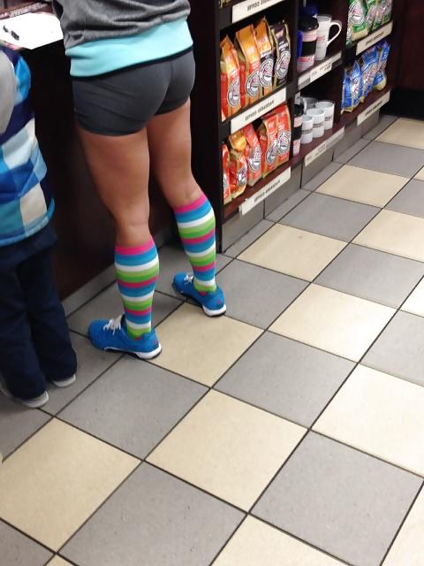 9P Candid girls hot ass