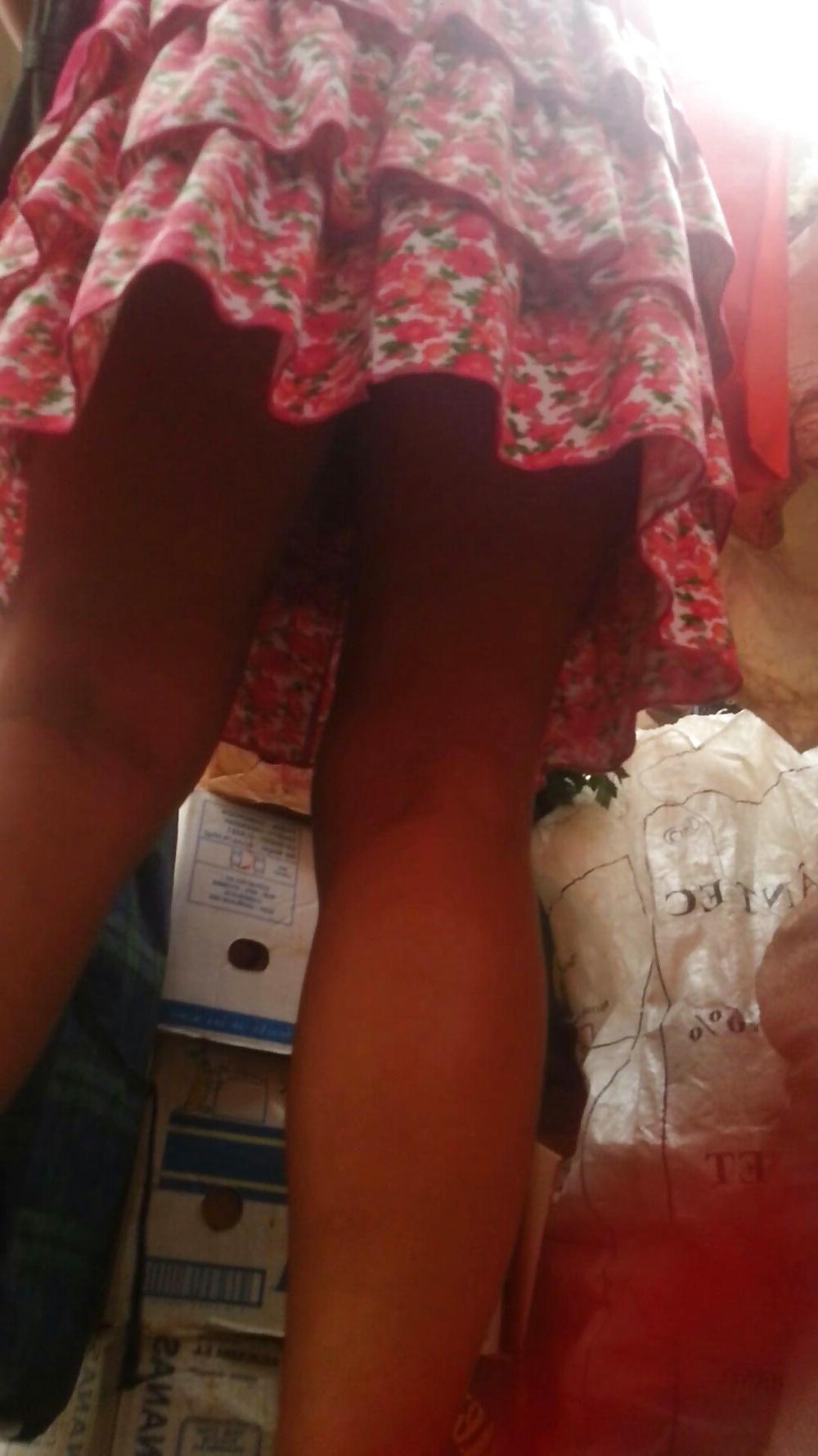 7P Spy sexy feet and skirt romanian-mama unui prieten din bloc