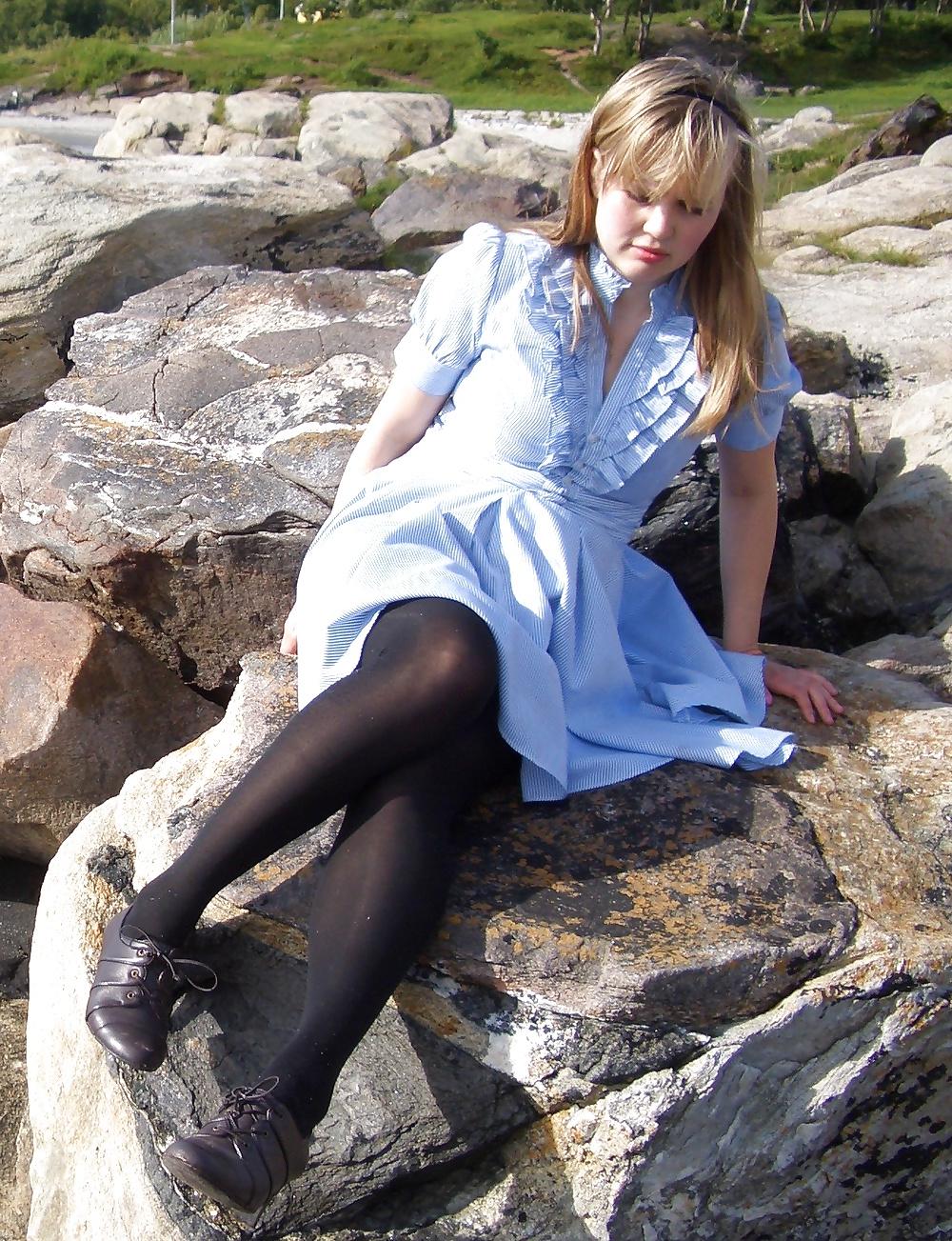 25P Pantyhose & Stockings 1