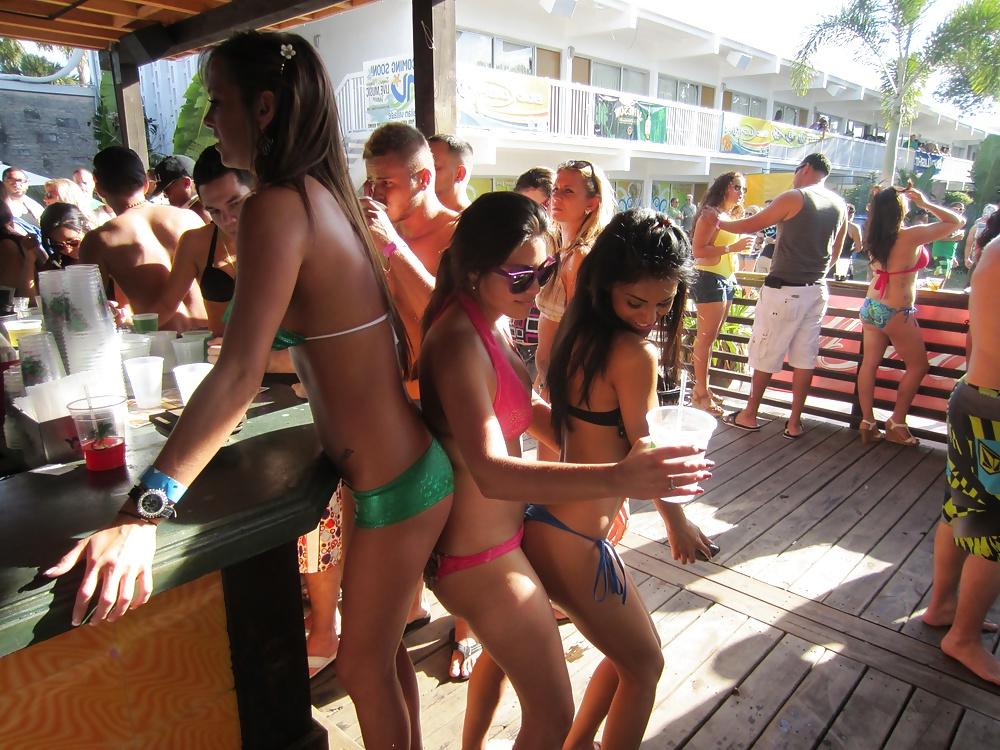 20P POOL PARTY 