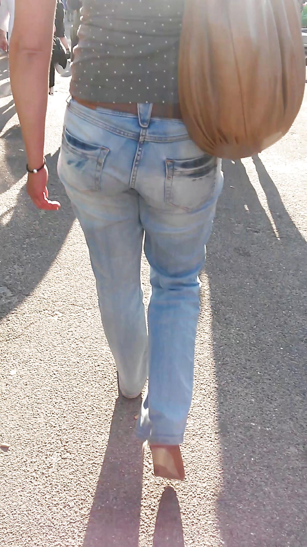 8P Jeans Ass Voyeur