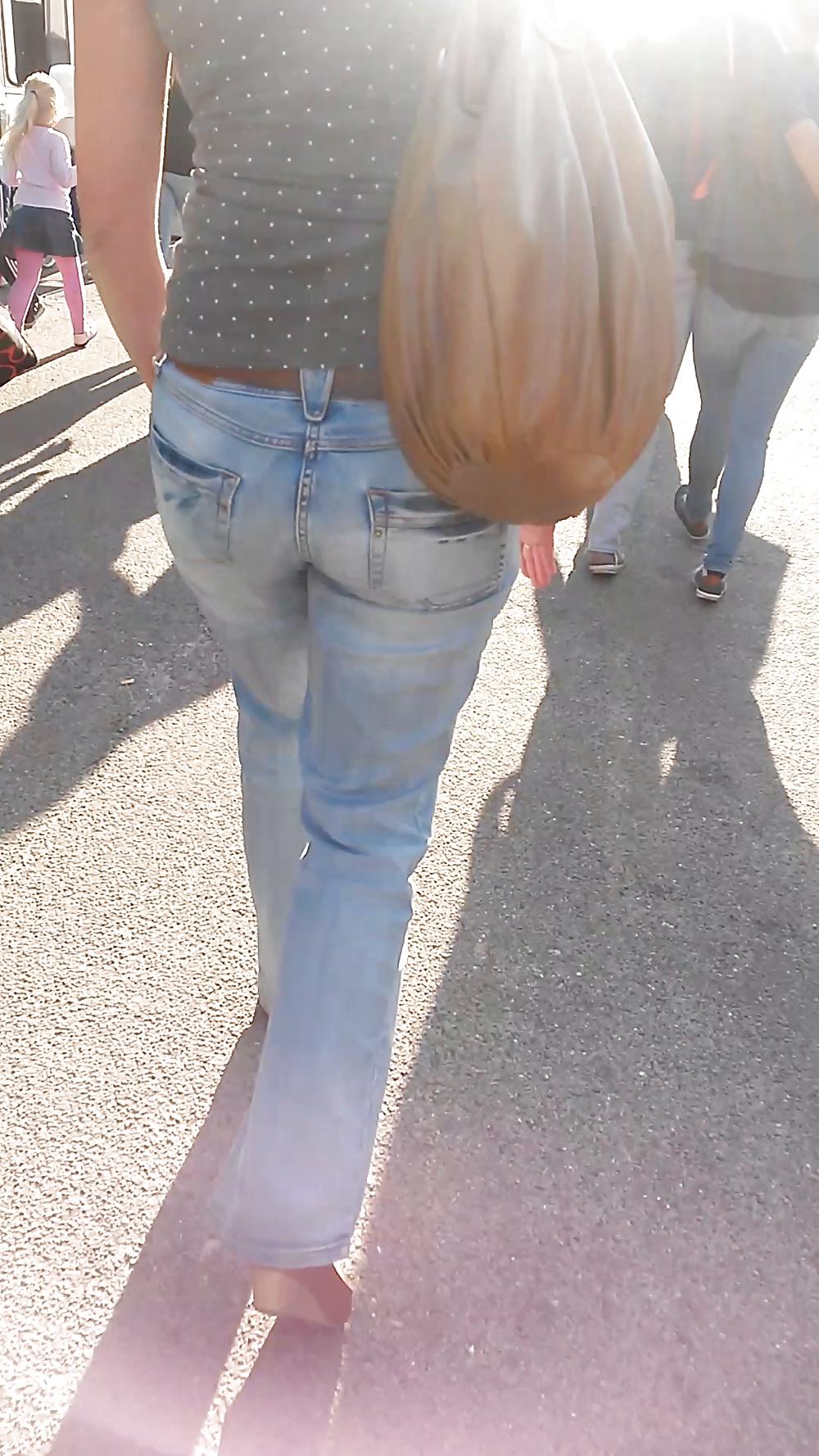 8P Jeans Ass Voyeur