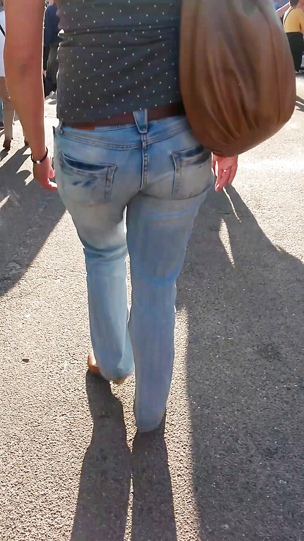 8P Jeans Ass Voyeur