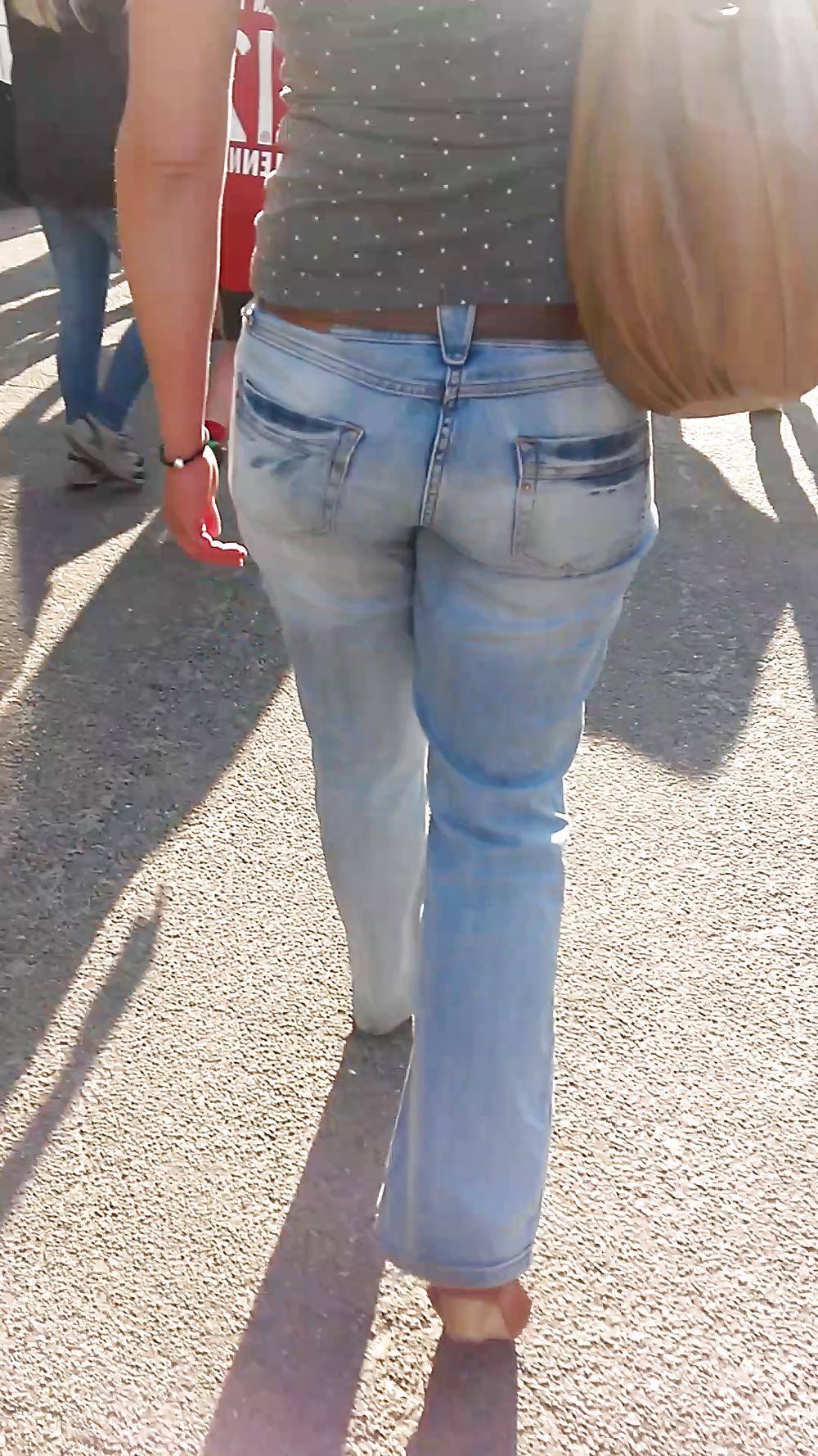 8P Jeans Ass Voyeur