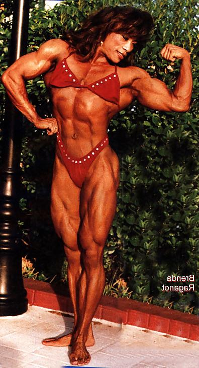 22P Brenda Raganot - female bodybuilder