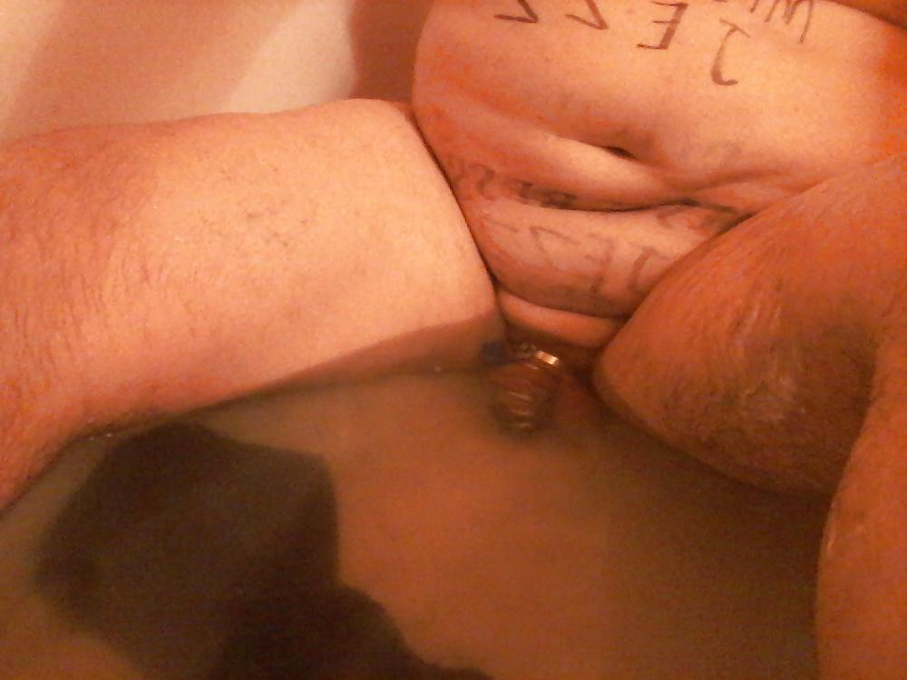 20P Shaving my legs
